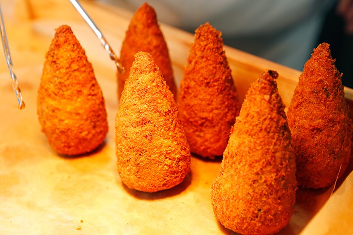 t_IX_4375